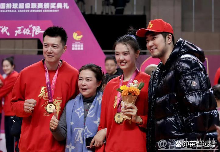 奥运冠军畅谈全运情缘 奥运冠军畅谈全运情缘